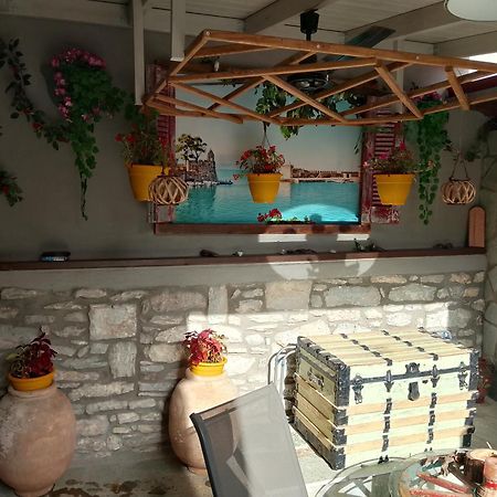 Αυθεντικό Πετρινο Στην Ναύπακτο Apartment Nafpaktos Екстериор снимка