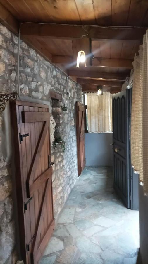 Αυθεντικό Πετρινο Στην Ναύπακτο Apartment Nafpaktos Екстериор снимка